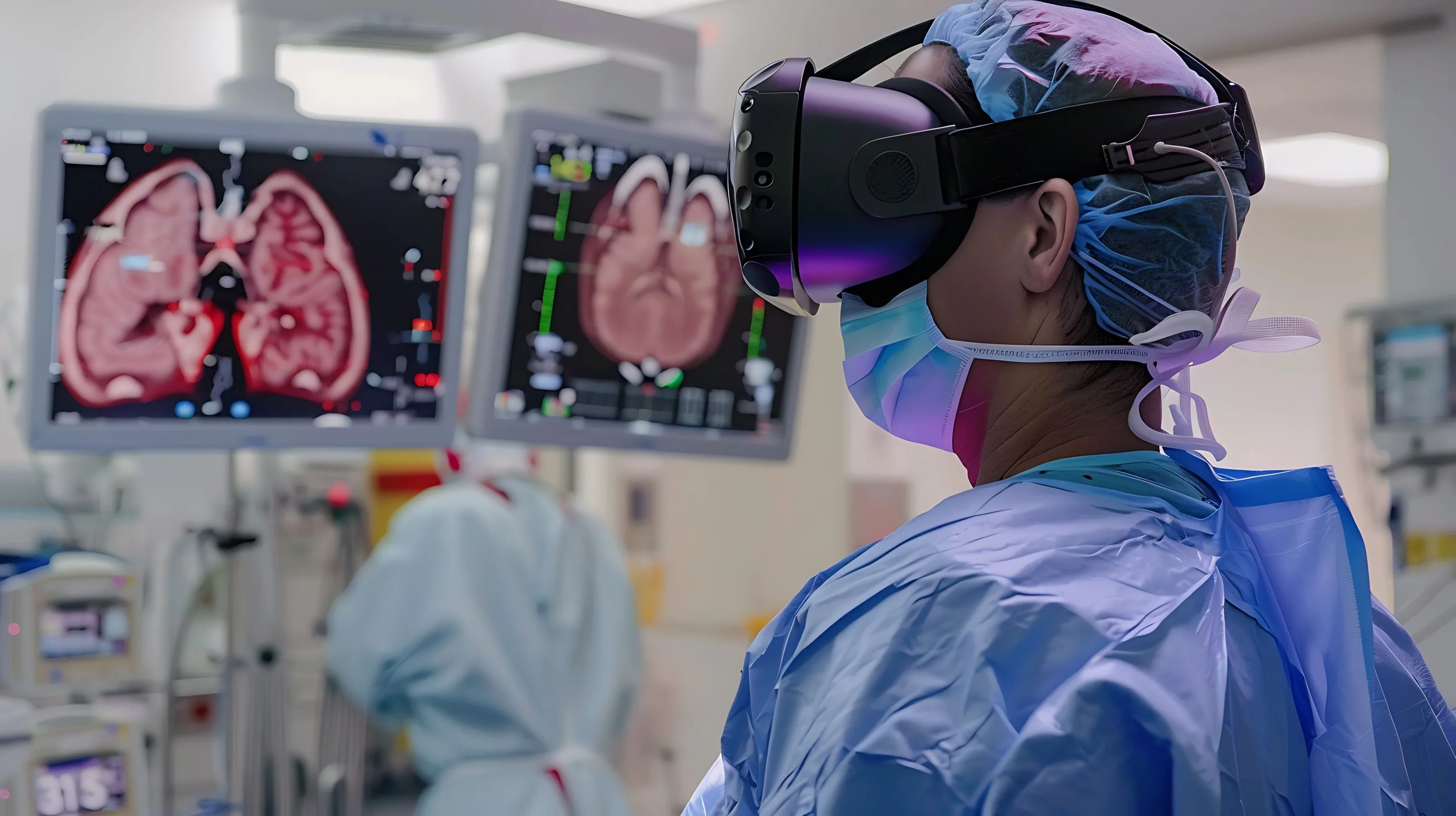 VR in Healthcare: Surgeon Uses Virtual Reality for Medical Training