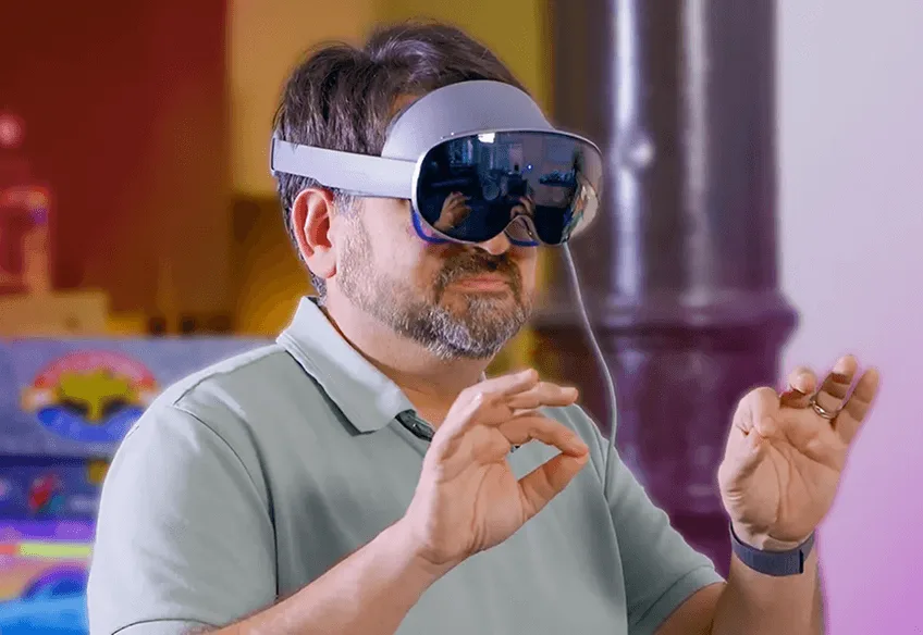 a man wearing a samsung galaxy xr